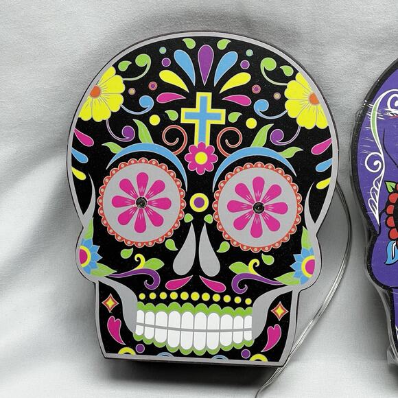 LED Sugar Skull Sign Lot of 2 Día De Los Muertos Day Of The Dead Holiday Decor - Picture 2 of 14